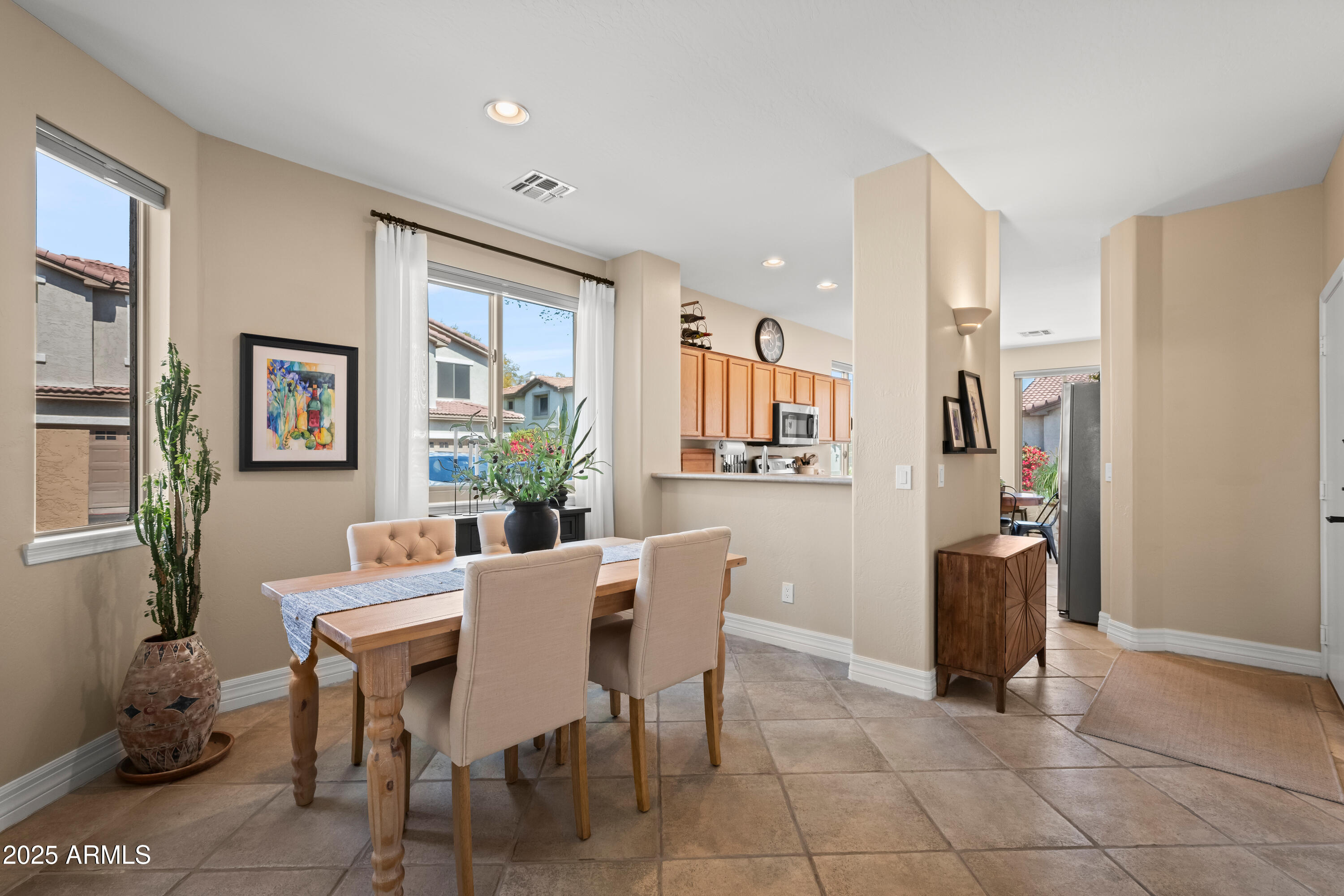1024 East Frye Road, Unit 1093 Phoenix, AZ 85048 - Photo 6 of 38 Dining