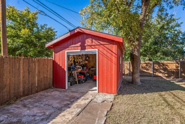 $235,000 | 408 Hickory Street, Levelland, TX 79336
