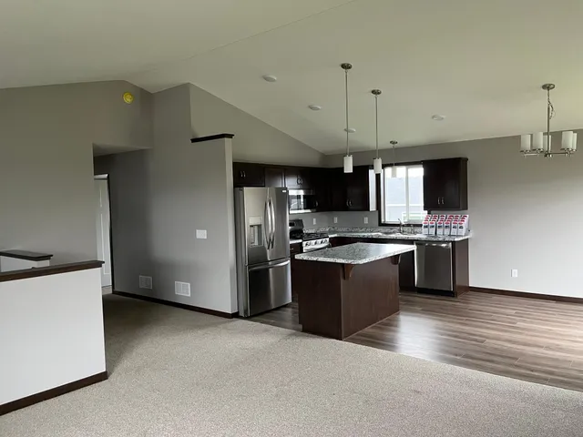 $326,900 | 1804 Oak Pond Drive, Sauk Rapids, MN 56379