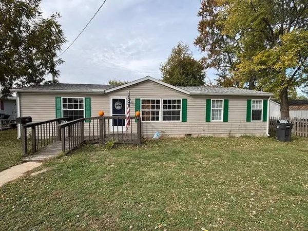 $115,000 | 812 South 4th Street, Marshall, IL 62441