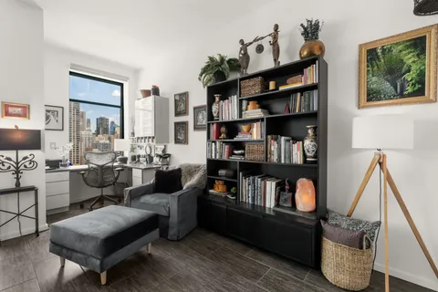 $399,000 | 340 West Superior Street, Unit 1603, Chicago, IL 60654