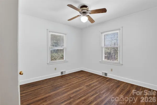 $329,000 | 46 Pinecrest Avenue, Great Falls, SC 29055