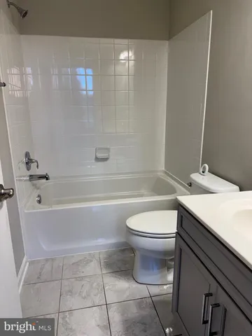 $3,300 | 120 Tolocka Terrace Northeast, Leesburg, VA 20176