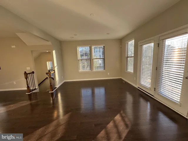 $3,300 | 120 Tolocka Terrace Northeast, Leesburg, VA 20176