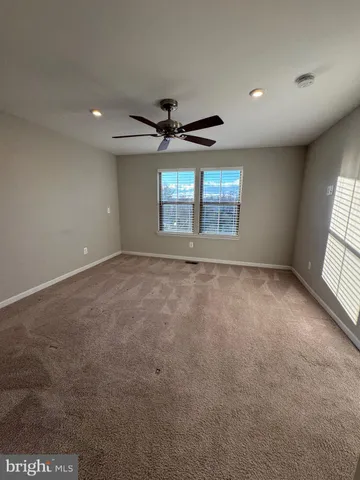 $3,300 | 120 Tolocka Terrace Northeast, Leesburg, VA 20176