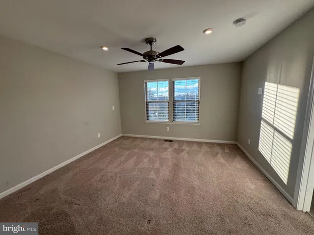 $3,300 | 120 Tolocka Terrace Northeast, Leesburg, VA 20176