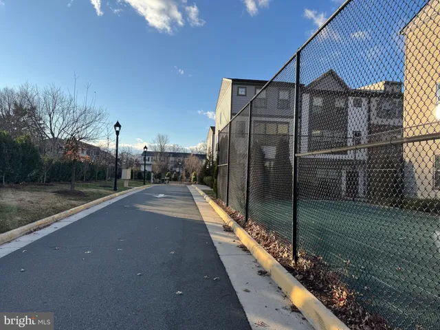 $3,300 | 120 Tolocka Terrace Northeast, Leesburg, VA 20176