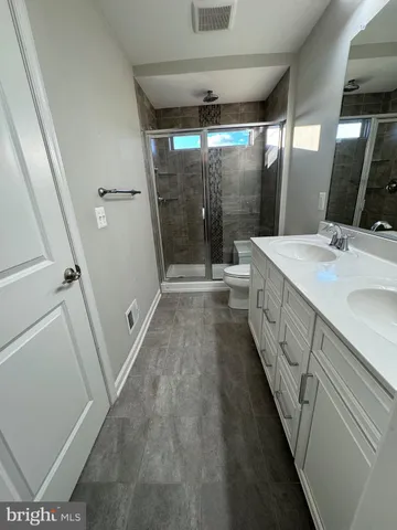 $3,300 | 120 Tolocka Terrace Northeast, Leesburg, VA 20176