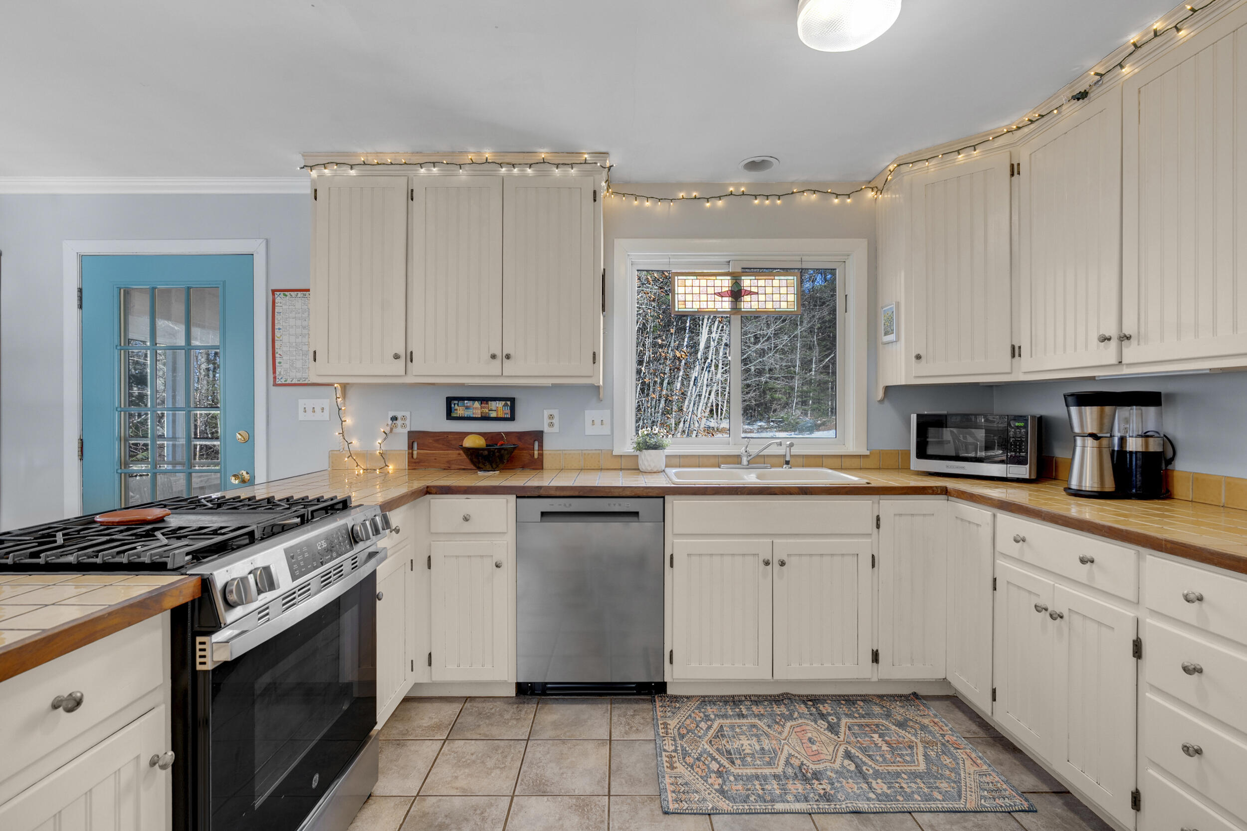 52 Birch Point Freeport, ME 04032 - Photo 8 of 40 17_52birchpoint-7