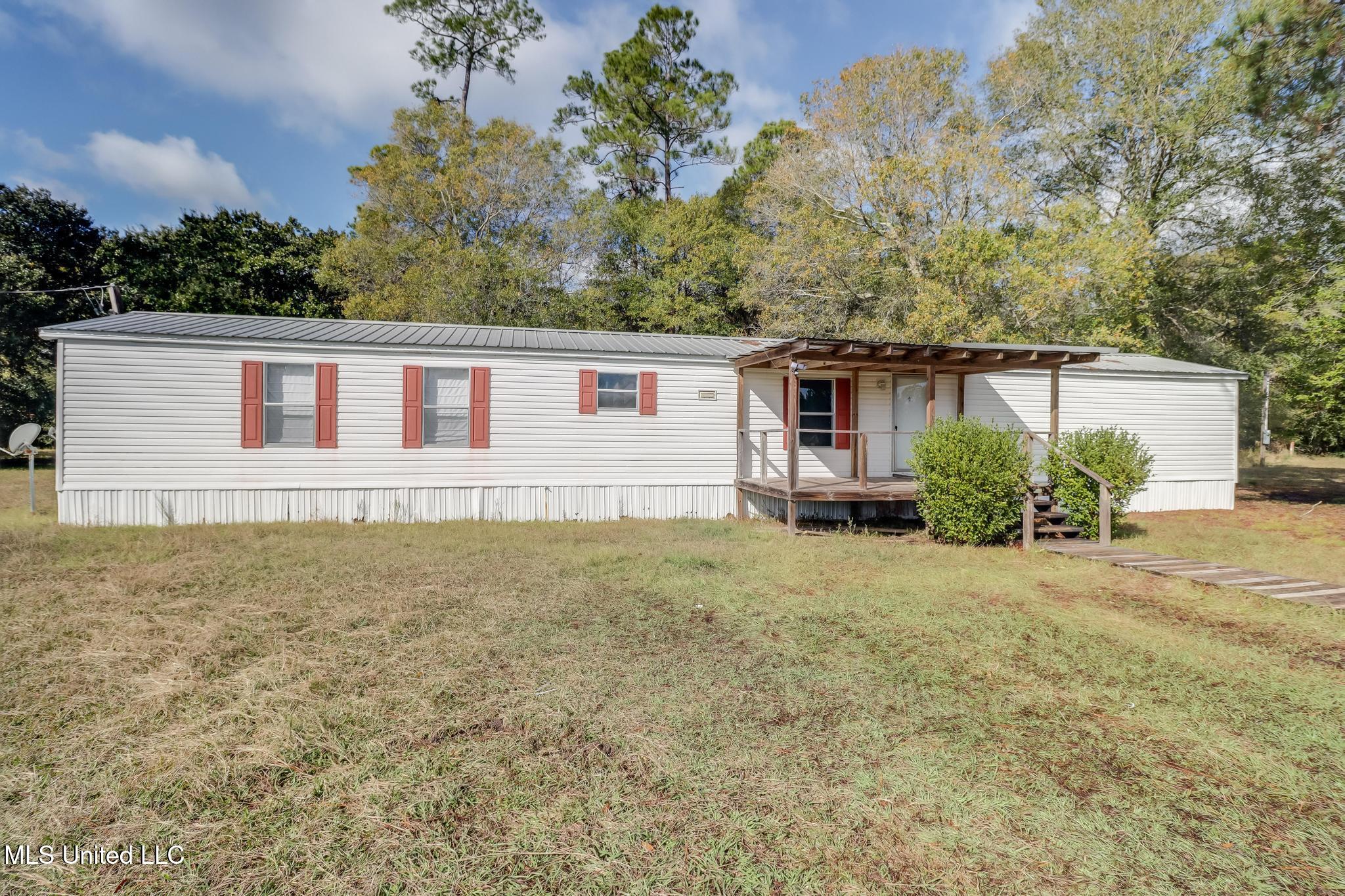 11300 Max Bryant Road Moss Point, MS 39562 - Photo 1 of 26 Front