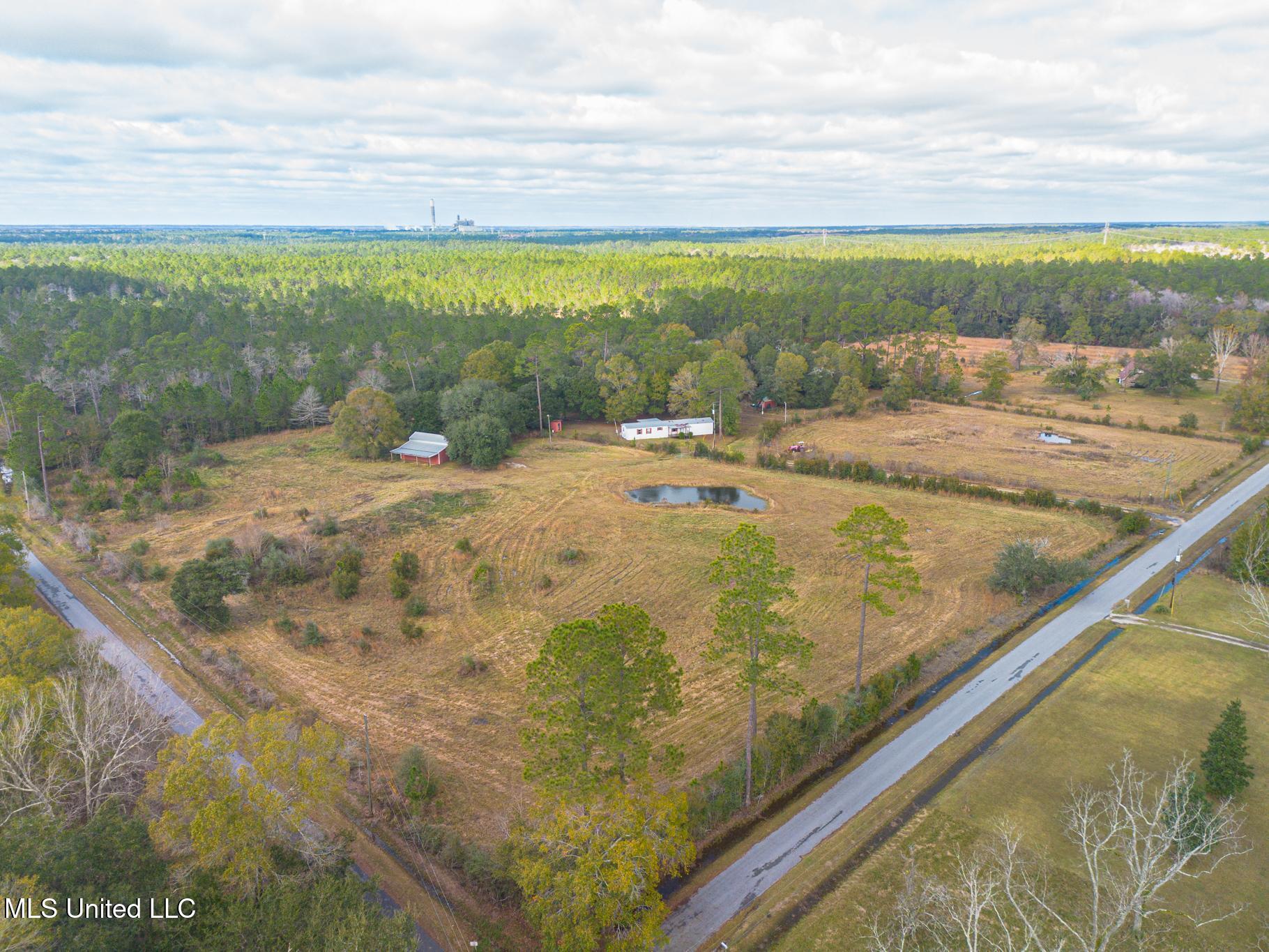 11300 Max Bryant Road Moss Point, MS 39562 - Photo 24 of 26 1-4