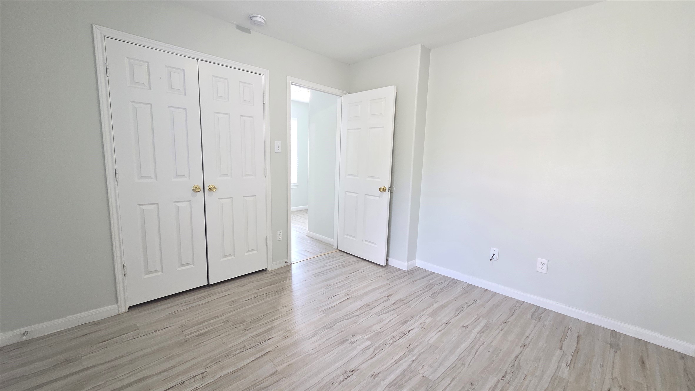 4121 Mallow Street, Unit A/B Houston, TX 77051 - Photo 42 of 50 Unit B - Bedroom #3 Upstairs