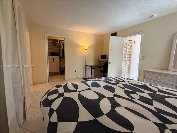 a view of walk in closet