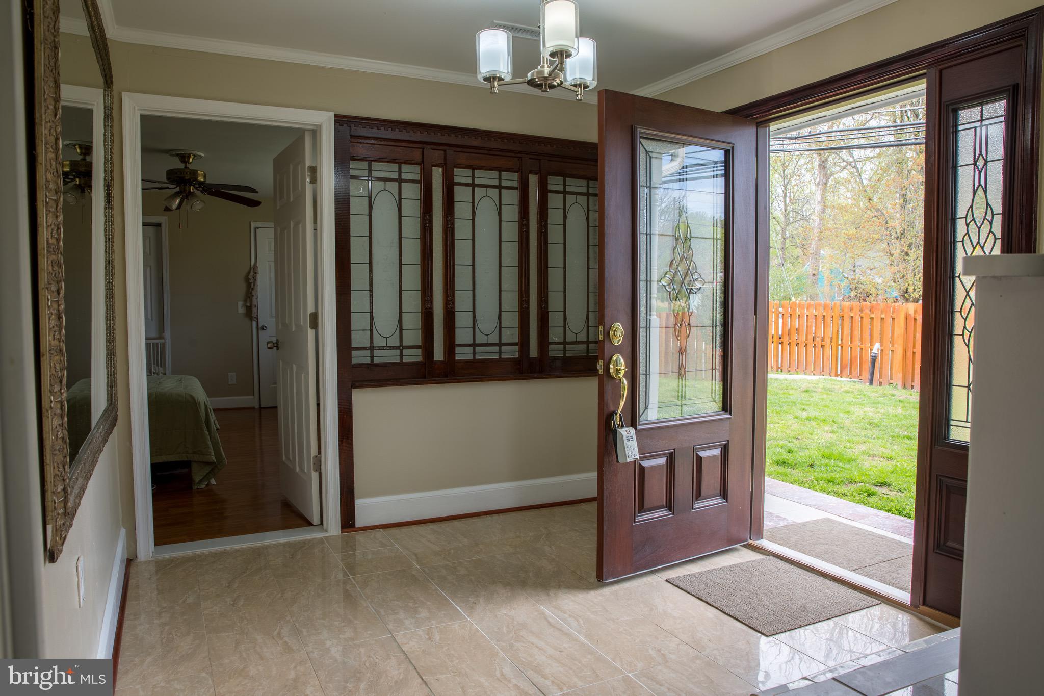 11705 Gail Street Silver Spring, MD 20902 - Photo 3 of 27