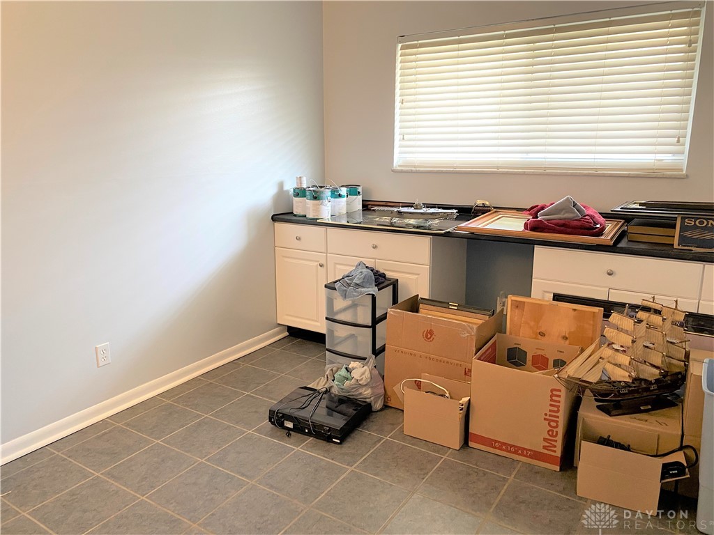 4032 Wagner Road Kettering, OH 45440 - Photo 27 of 33 Gallery Image 27