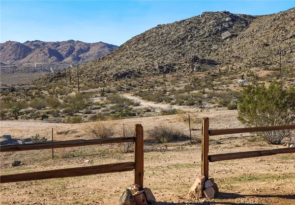 $950,000 | 5517 Bartlett Mountain Road, Joshua Tree, CA 92252