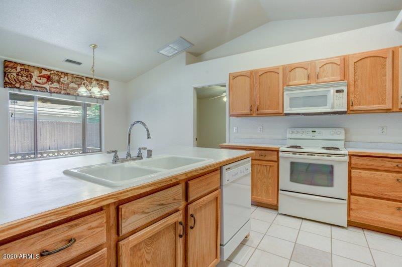 503 North Blue Spruce Road Payson, AZ 85541 - Photo 6 of 27 Kitchen (2)