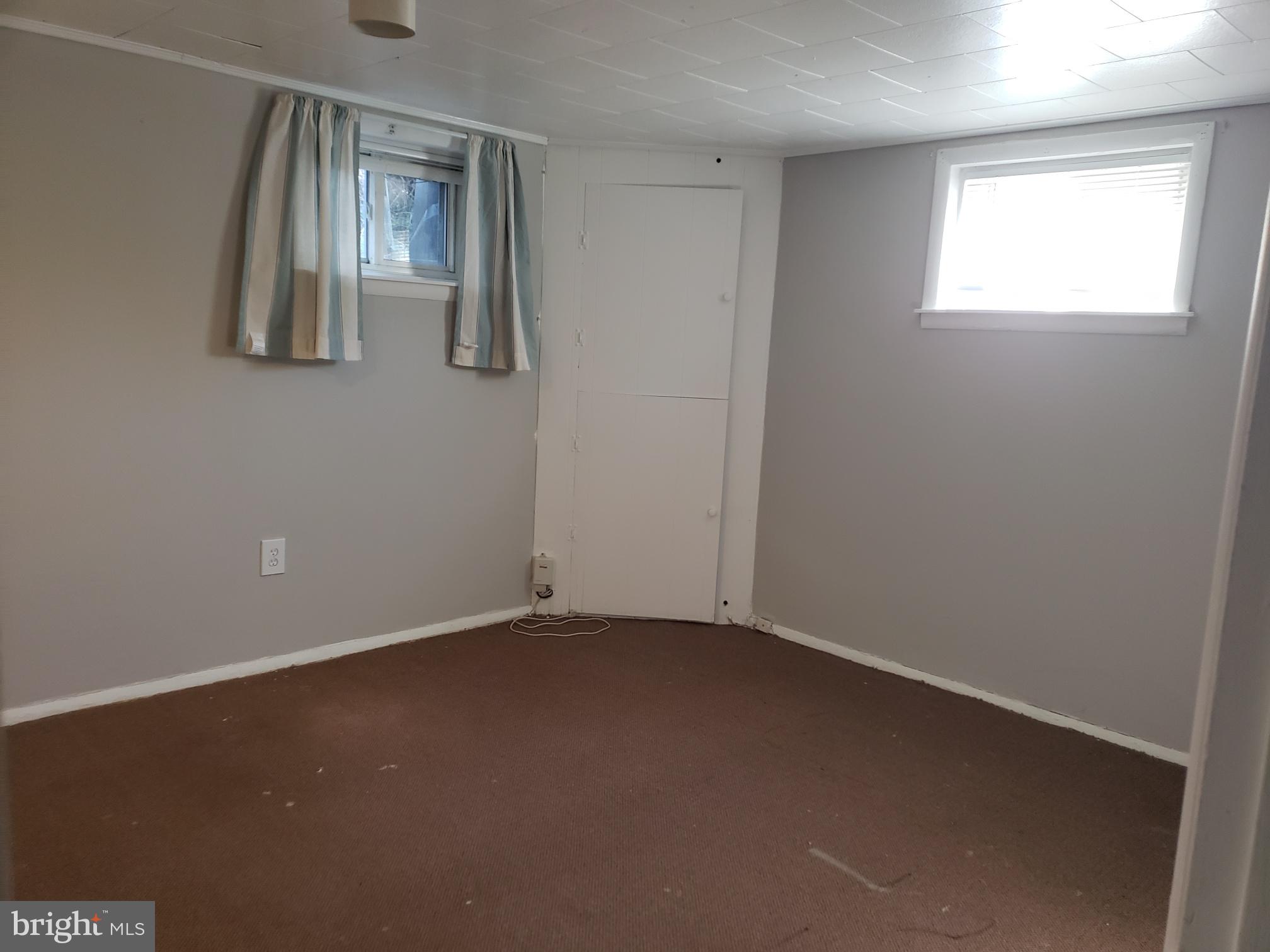 6404 Winnepeg Road Bethesda, MD 20817 - Photo 15 of 19