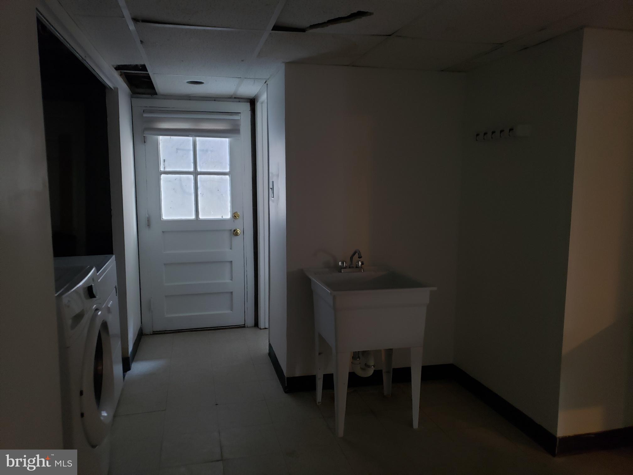 6404 Winnepeg Road Bethesda, MD 20817 - Photo 17 of 19