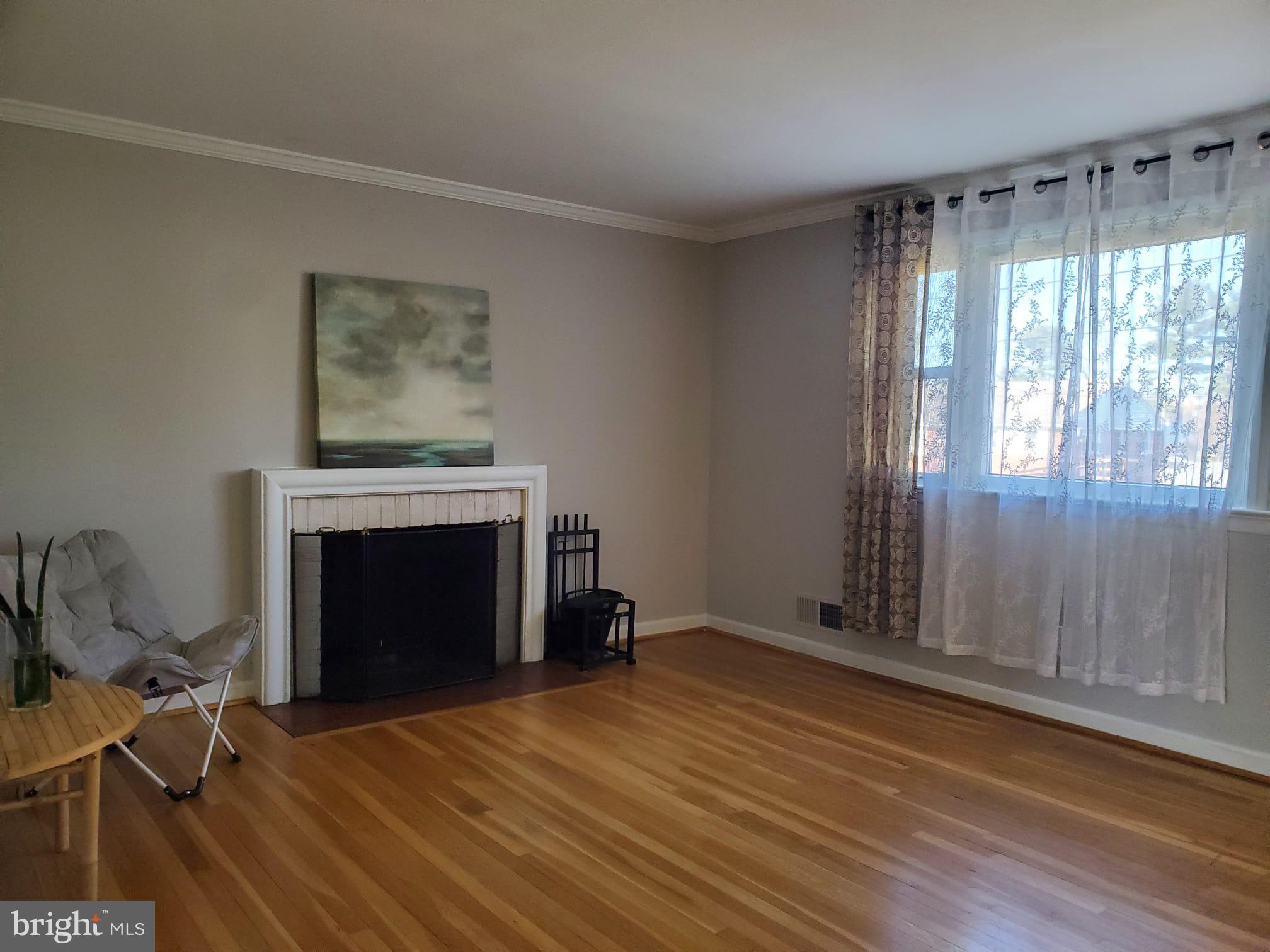 6404 Winnepeg Road Bethesda, MD 20817 - Photo 4 of 19