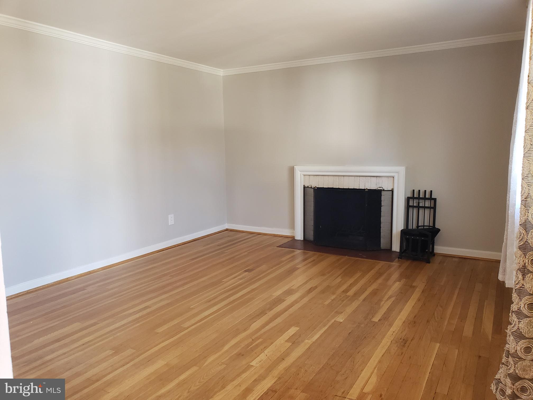 6404 Winnepeg Road Bethesda, MD 20817 - Photo 5 of 19