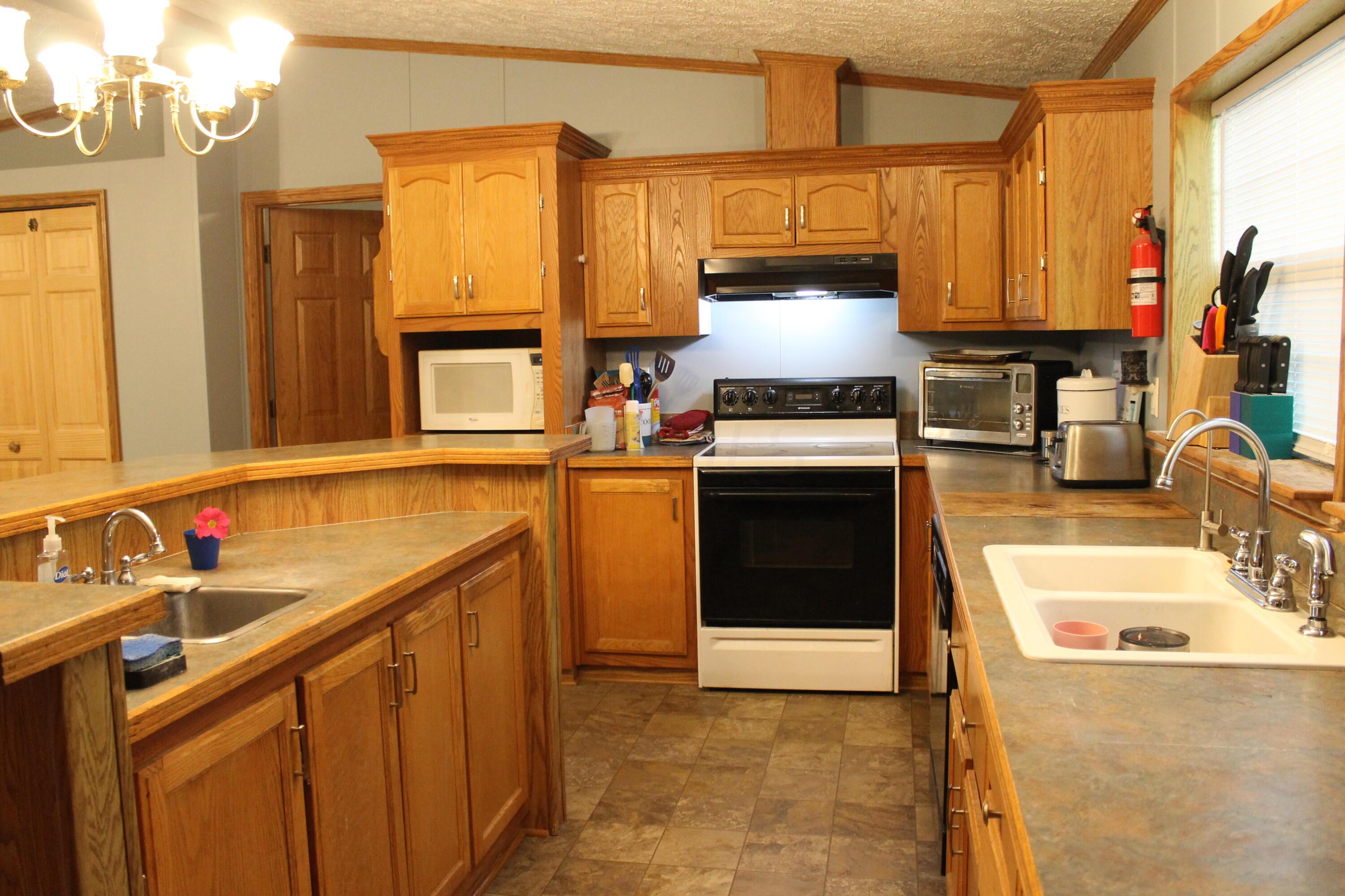 7015 Bradner Road Risingsun, OH 43457 - Photo 5 of 23 IMG_6577