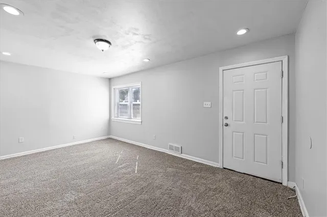 $99,000 | 6815 South Benton Avenue, Kansas City, MO 64132