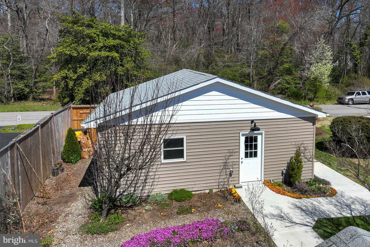 1921 Orchard Point Road Pasadena, MD 21122 - Photo 33 of 48 Garage is 1 year old, measures 28' x 28'