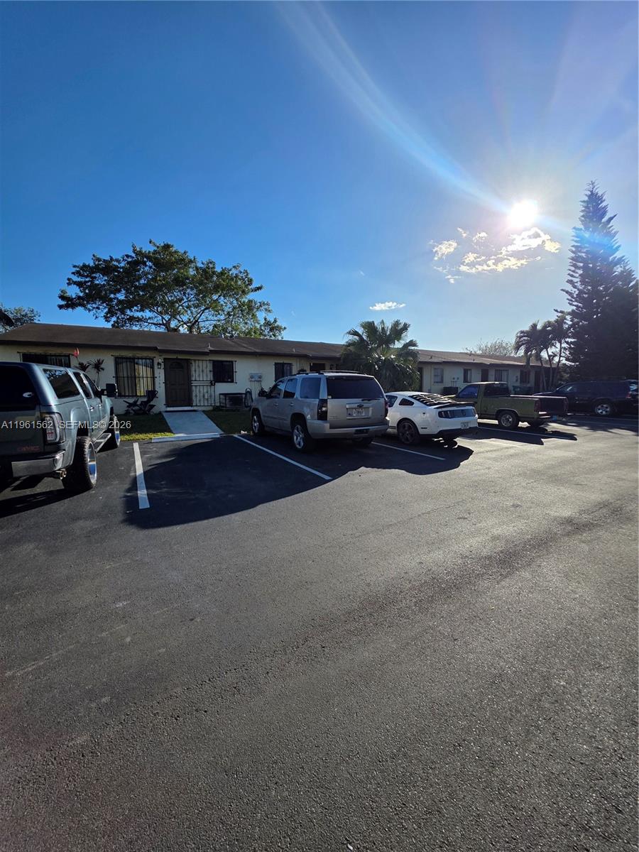 28156 Southwest 142nd Court Homestead, FL 33033 - Photo 8 of 32