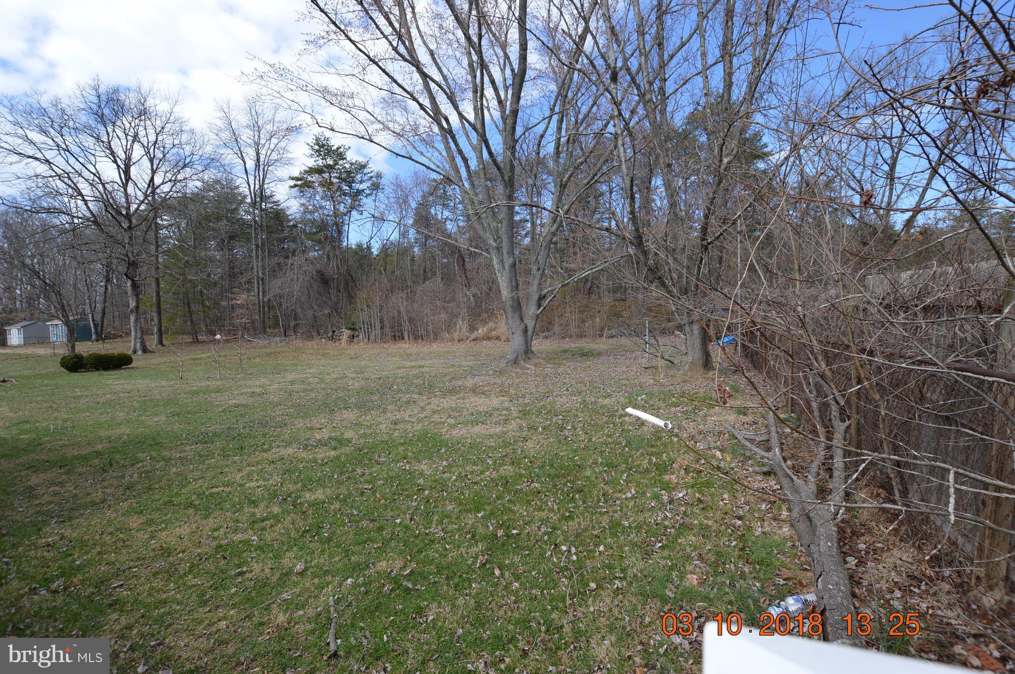 6200 Buckler Road Clinton, MD 20735 - Photo 4 of 16 Exterior (Rear)