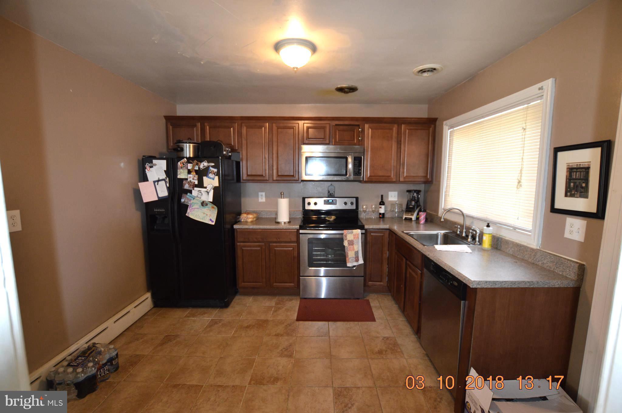 6200 Buckler Road Clinton, MD 20735 - Photo 7 of 16 Kitchen