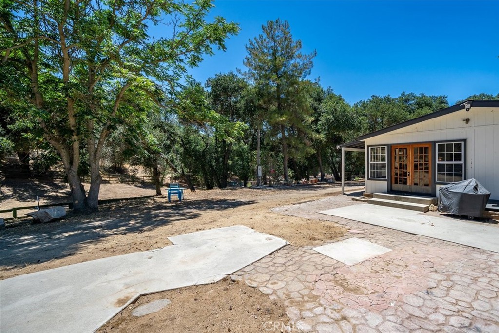 9740 Huer Huero Road Creston, CA 93432 - Photo 17 of 70