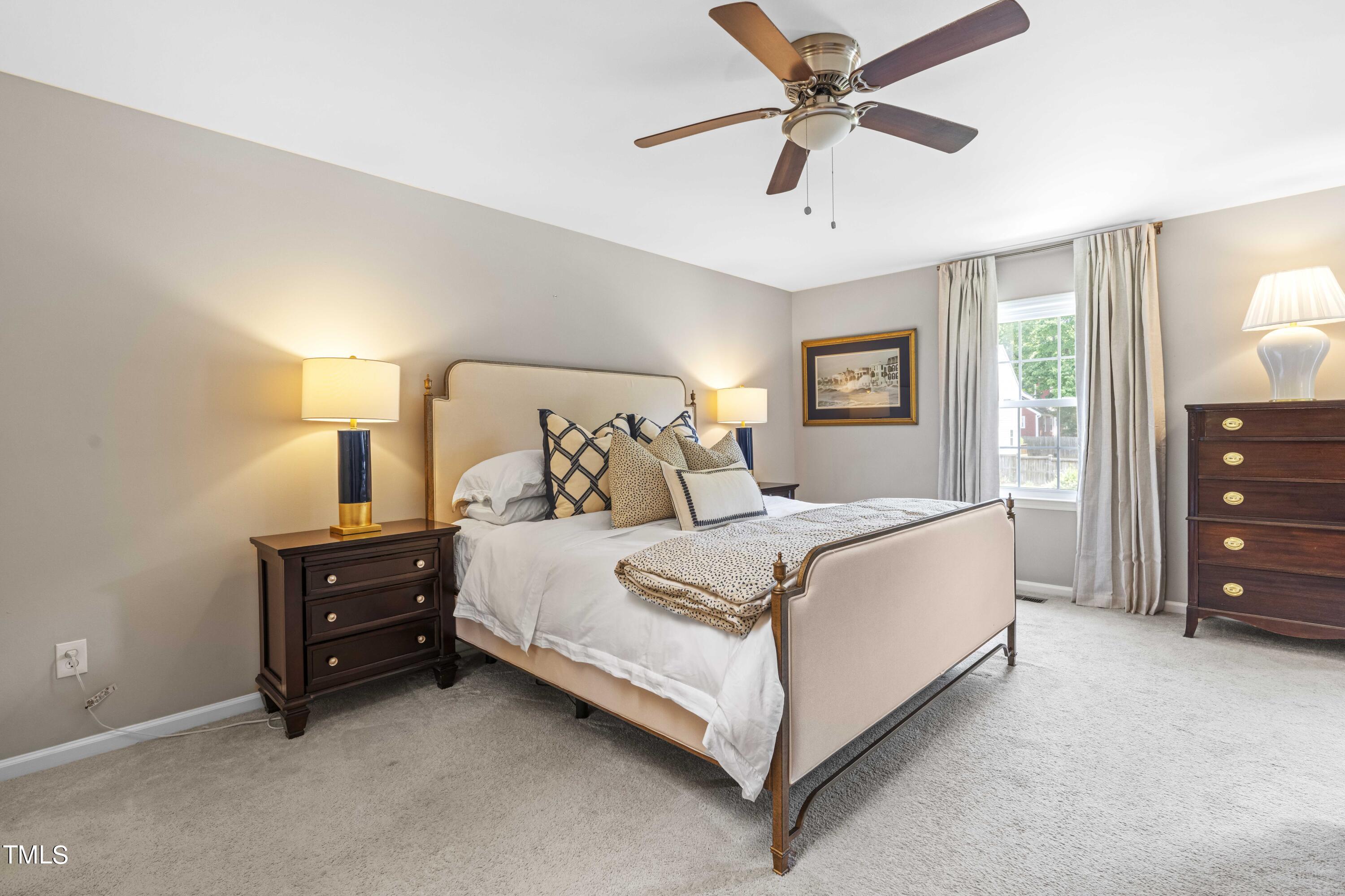 6209 New Market Way Raleigh, NC 27609 - Photo 8 of 19 5384