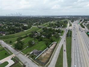 5301 Wayne Street Houston, TX 77026 - Photo 5 of 11 a view of a city