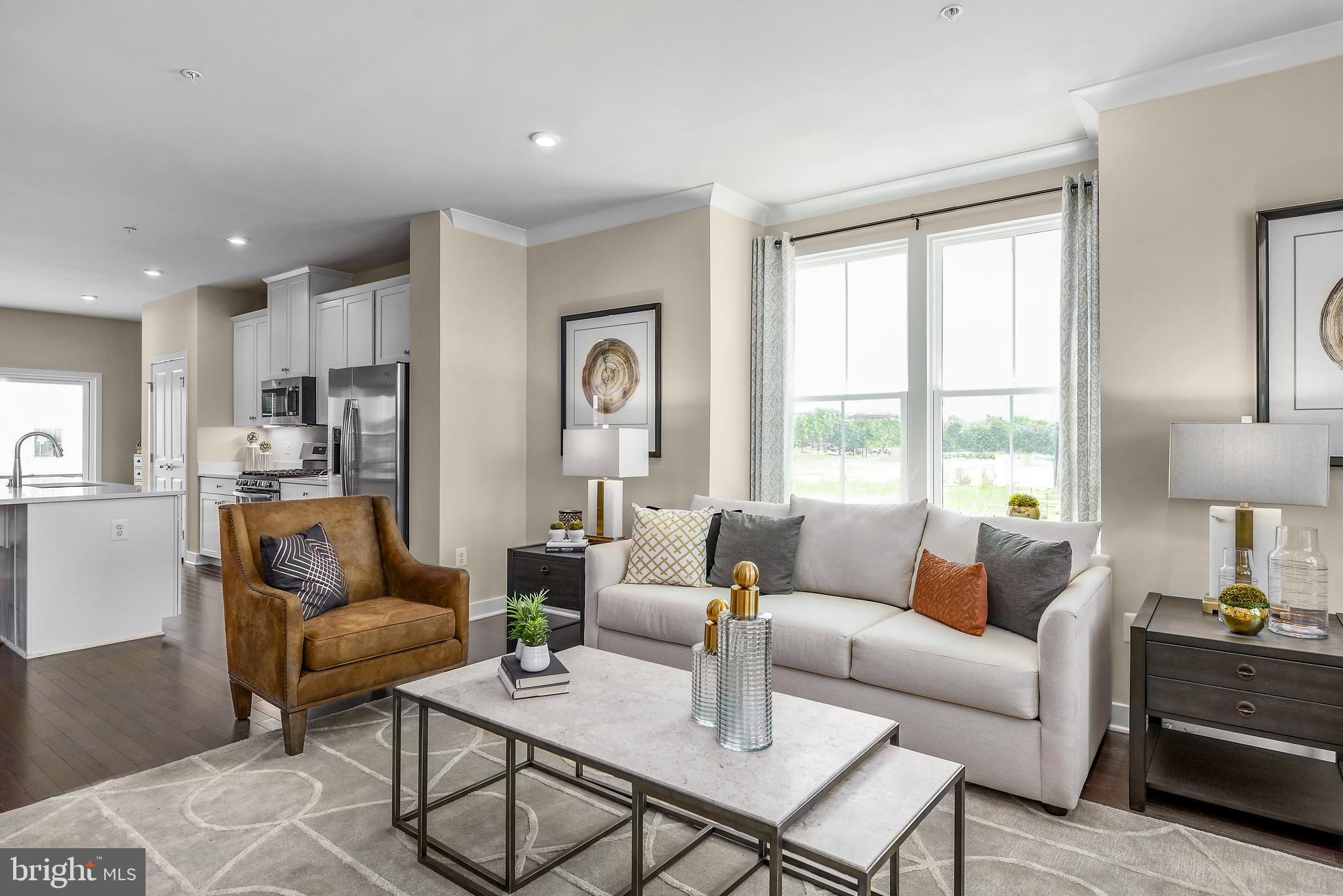 5602 Greenpoint Lane, Unit E Upper Marlboro, MD 20772 - Photo 11 of 24 Living Room