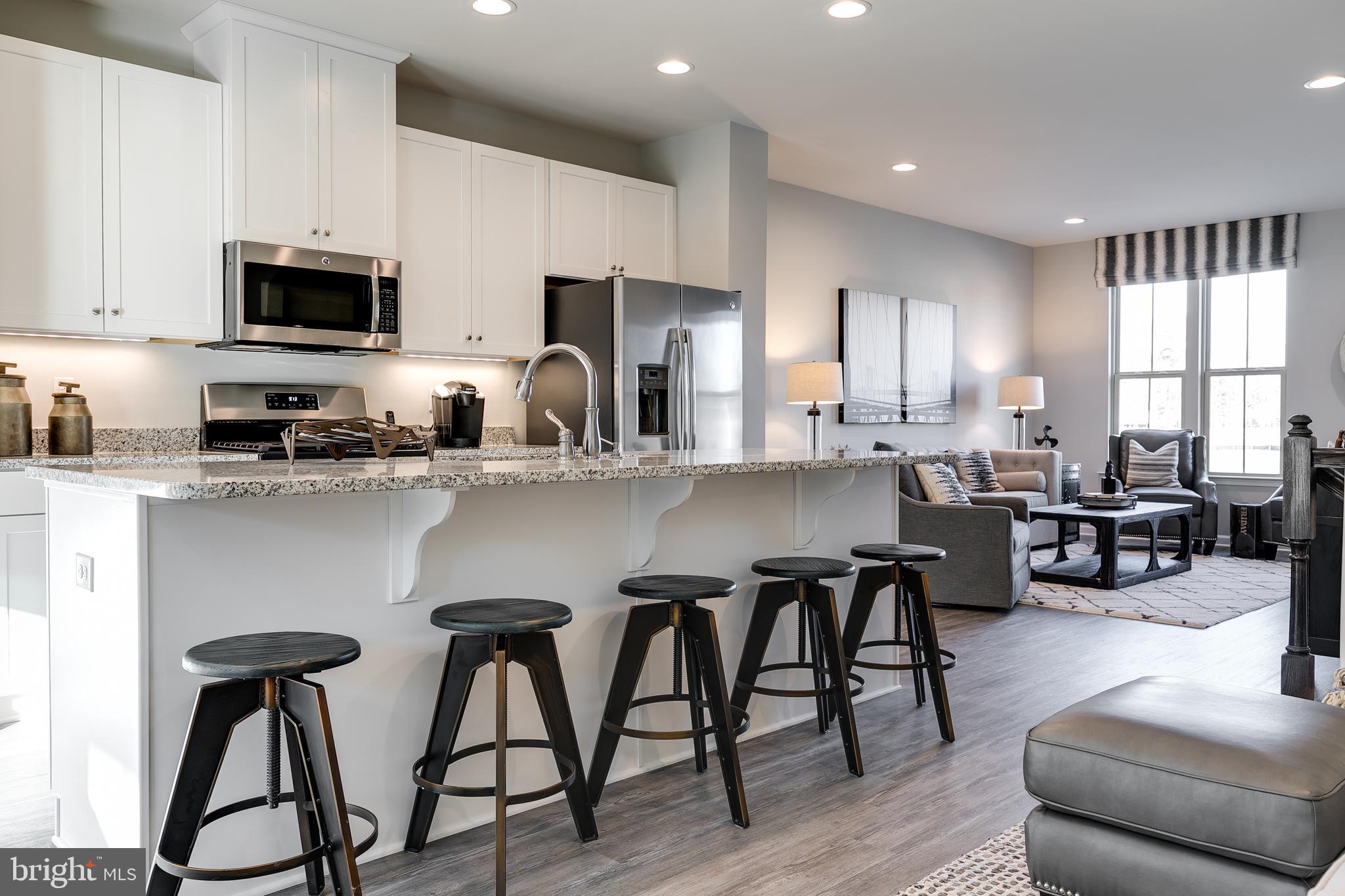 5602 Greenpoint Lane, Unit E Upper Marlboro, MD 20772 - Photo 12 of 24 Kitchen w/Large Center Island