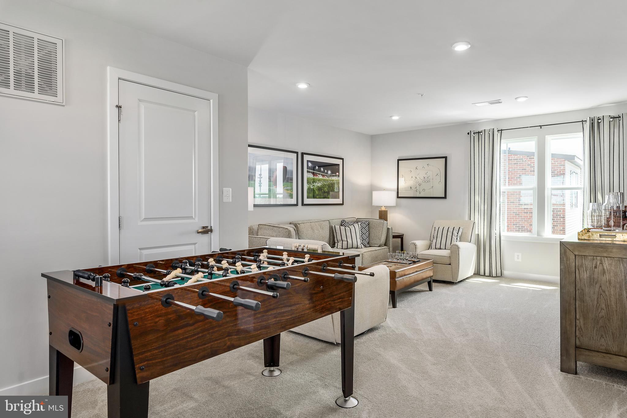 5602 Greenpoint Lane, Unit E Upper Marlboro, MD 20772 - Photo 2 of 24 Recreation Room