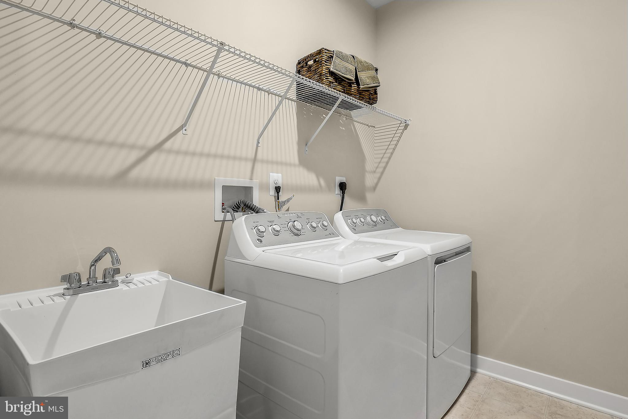 5602 Greenpoint Lane, Unit E Upper Marlboro, MD 20772 - Photo 23 of 24 Laundry Room