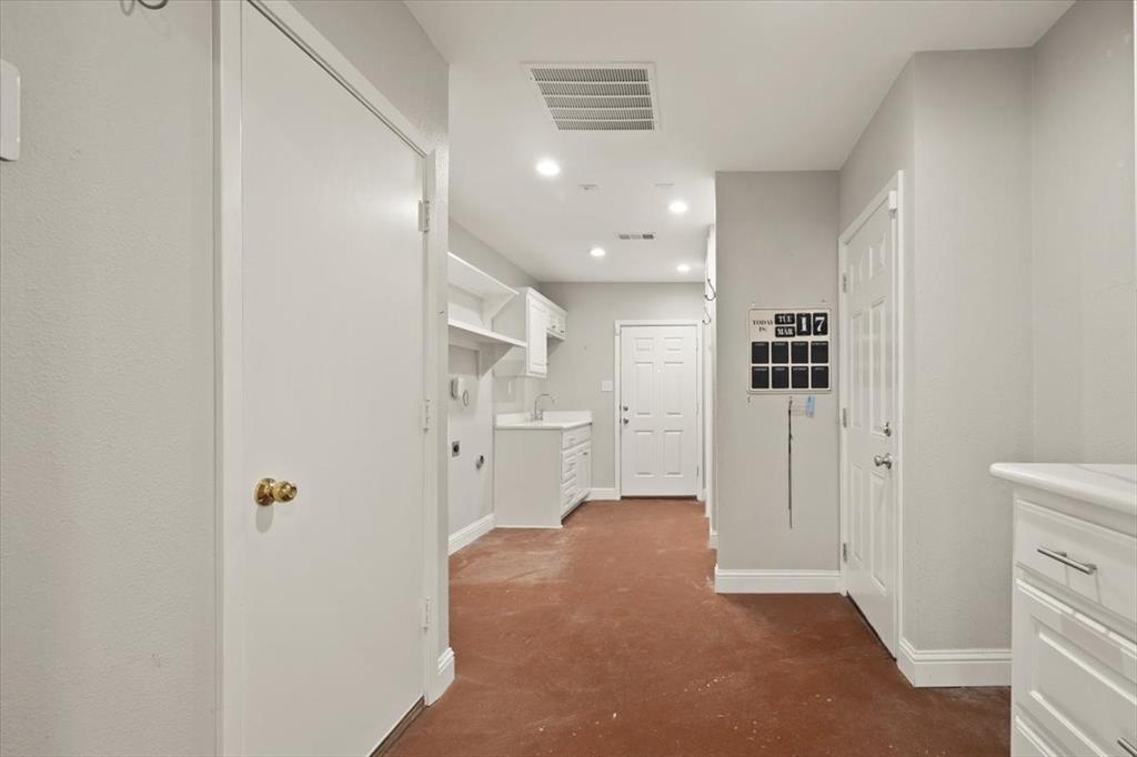 1004 Ridgetop Drive Justin, TX 76247 - Photo 18 of 40