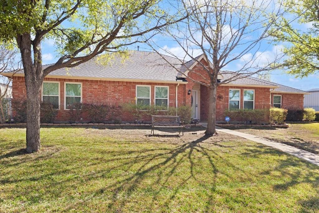 1004 Ridgetop Drive Justin, TX 76247 - Photo 3 of 40