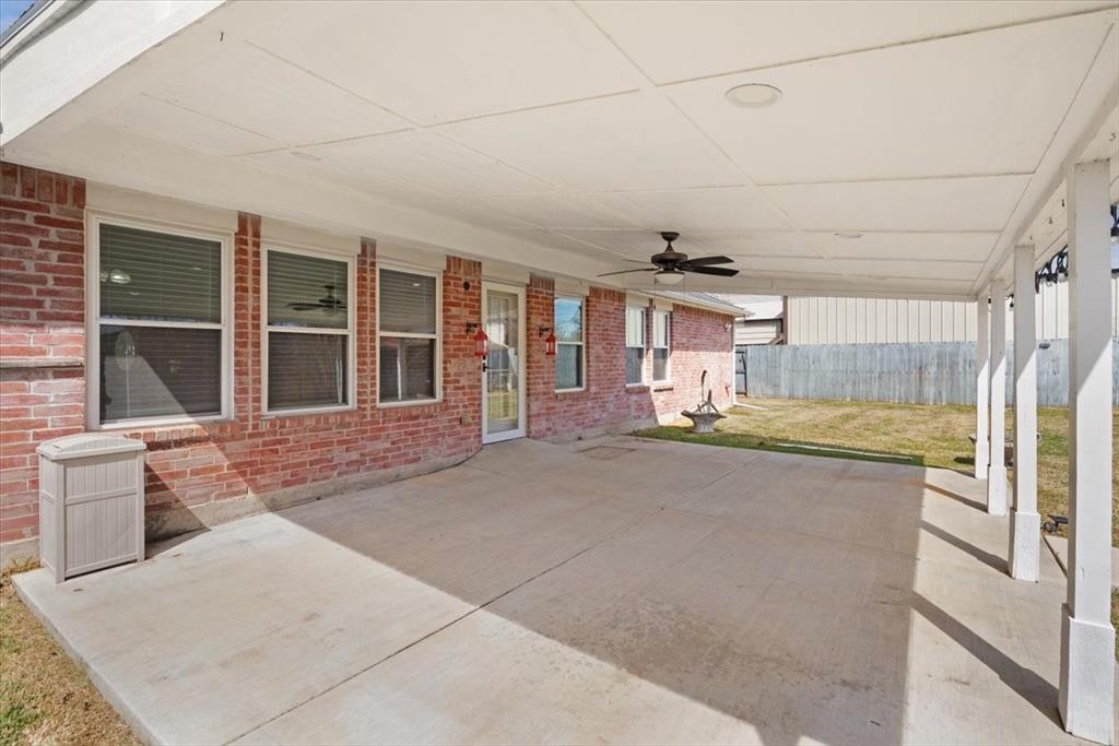 1004 Ridgetop Drive Justin, TX 76247 - Photo 36 of 40