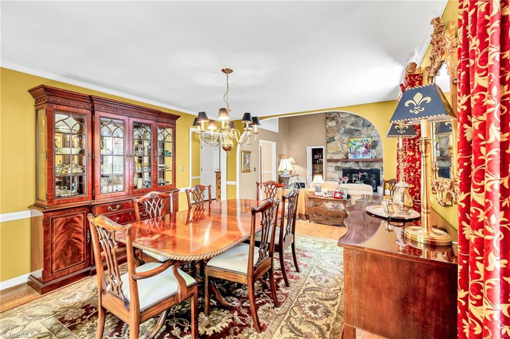 1325 Heathcliff Road High Point, NC 27262 - Photo 11 of 48