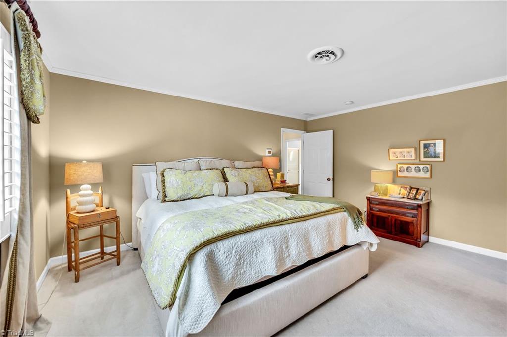 1325 Heathcliff Road High Point, NC 27262 - Photo 29 of 48