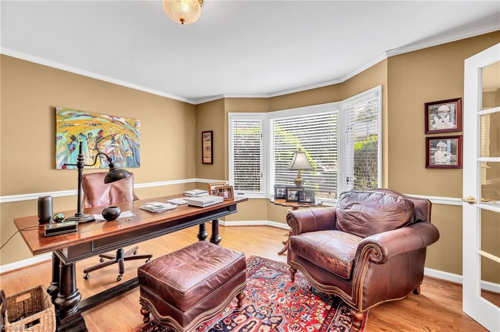 1325 Heathcliff Road High Point, NC 27262 - Photo 4 of 48