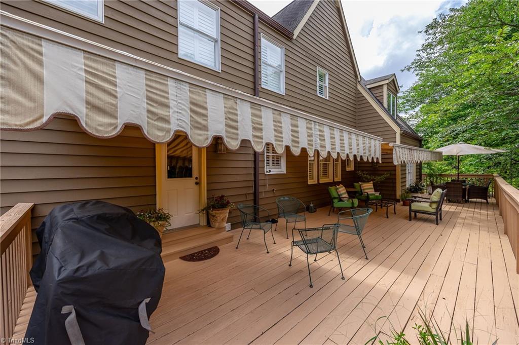 1325 Heathcliff Road High Point, NC 27262 - Photo 43 of 48