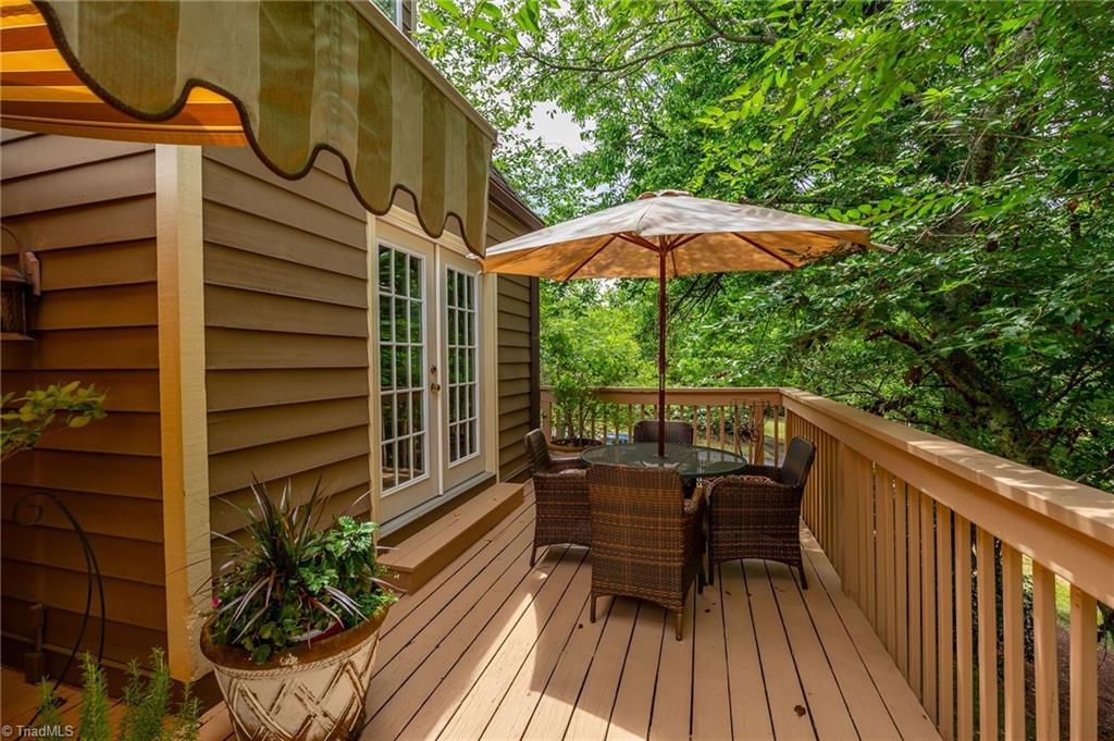 1325 Heathcliff Road High Point, NC 27262 - Photo 45 of 48