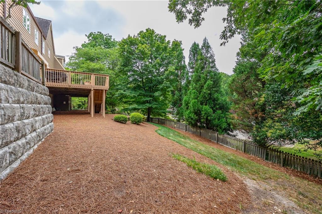 1325 Heathcliff Road High Point, NC 27262 - Photo 47 of 48