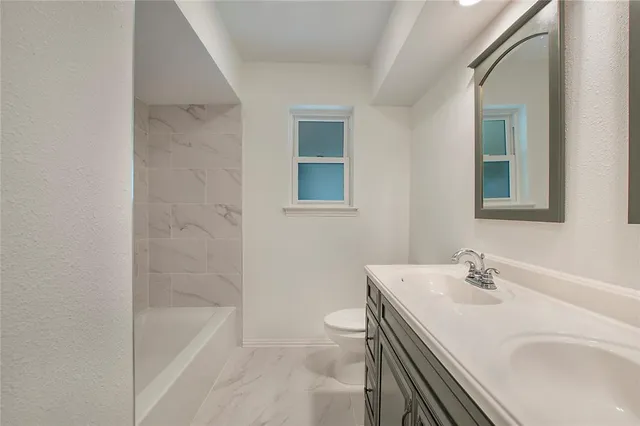 $3,150 | 2631 Peavy Road, Dallas, TX 75228