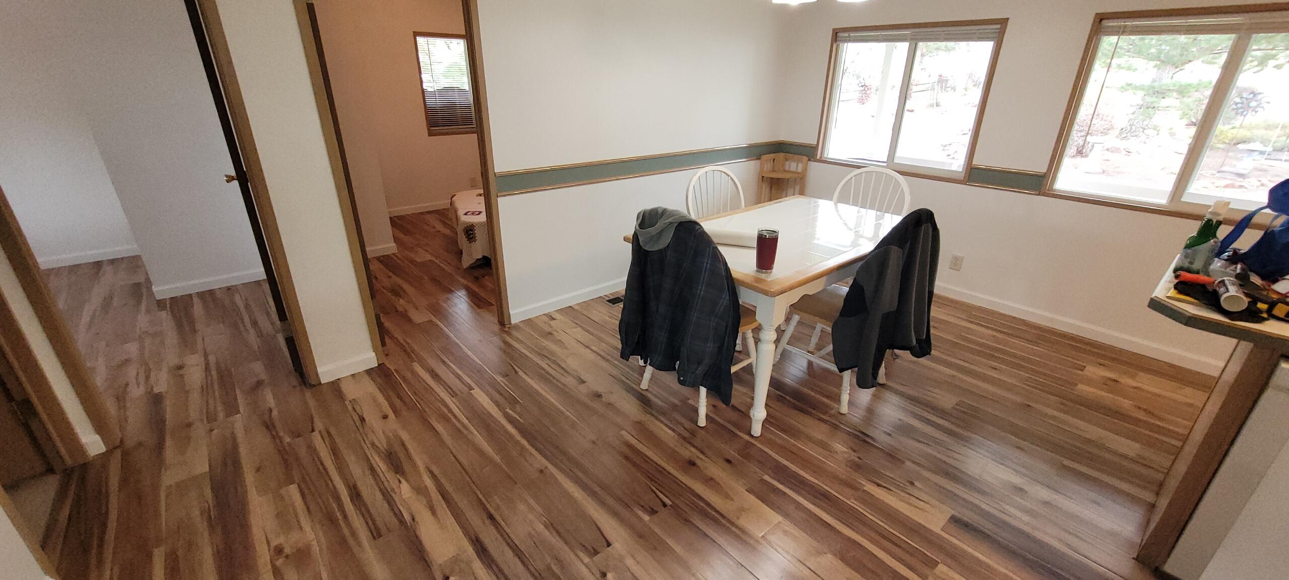 10220 Southwest Ruth Drive Culver, OR 97734 - Photo 8 of 28 dining room
