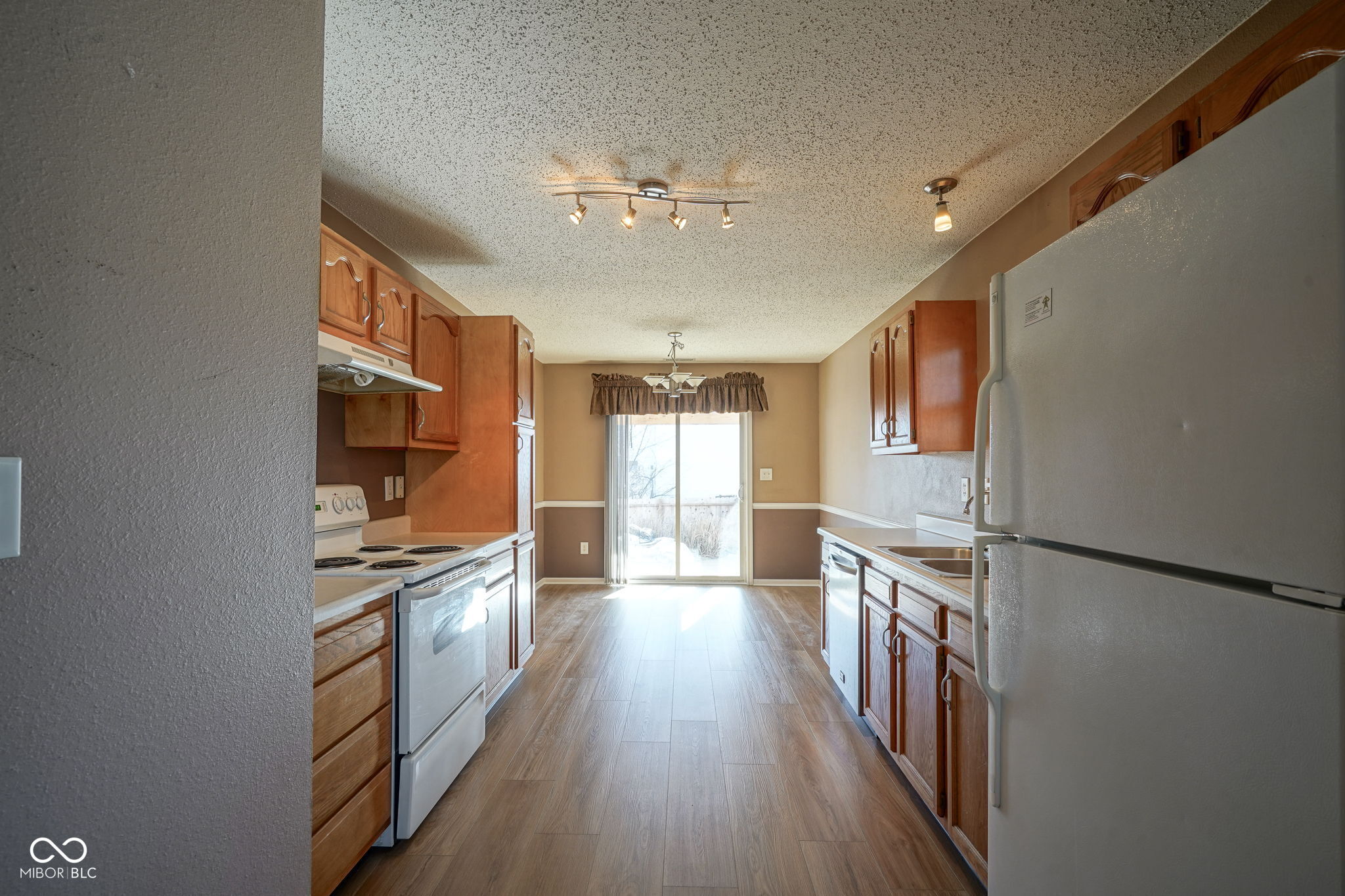 5459 Powder River Court Indianapolis, IN 46221 - Photo 13 of 52